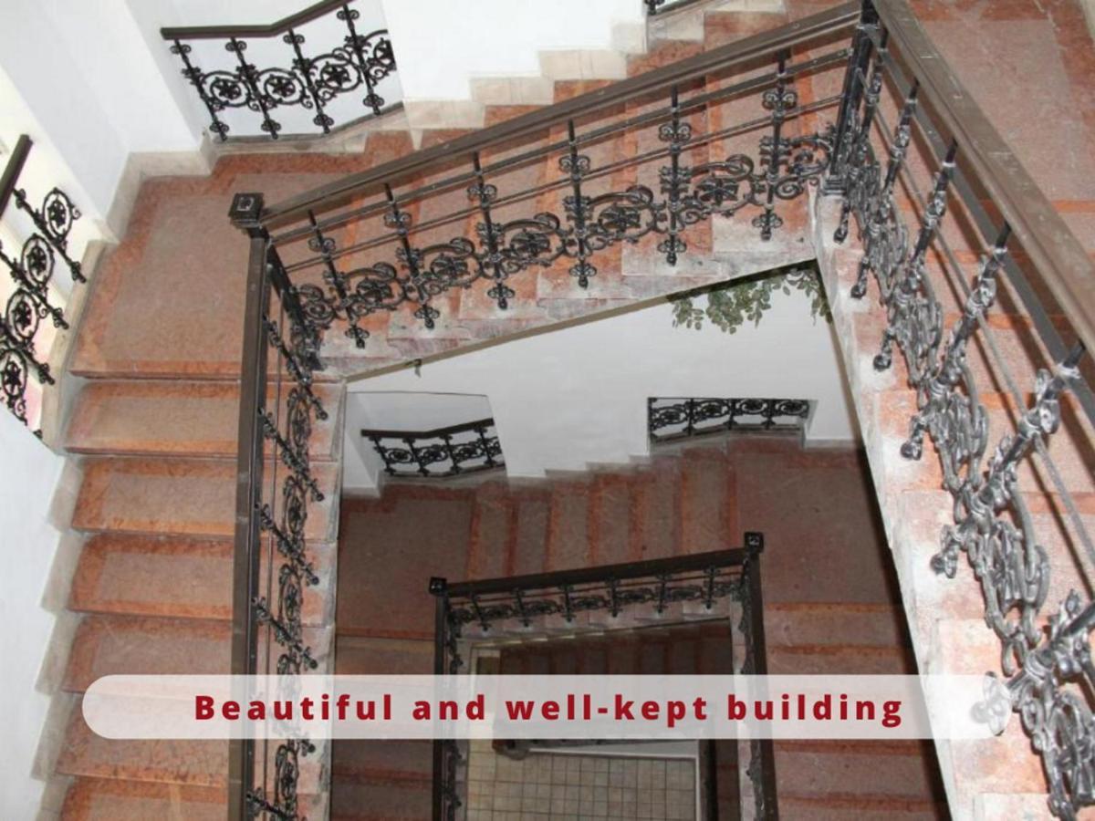 Queen Zita Apt 130 M2 Near Chain Bridge Budapest Luaran gambar