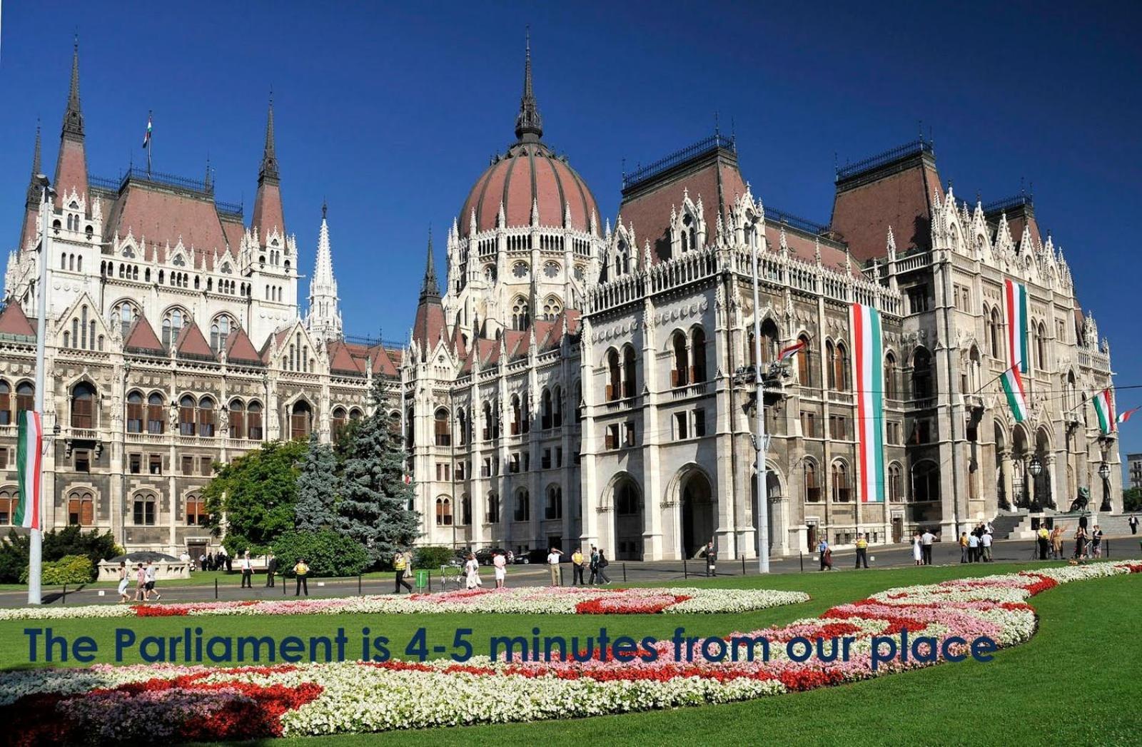 Queen Zita Apt 130 M2 Near Chain Bridge Budapest Luaran gambar