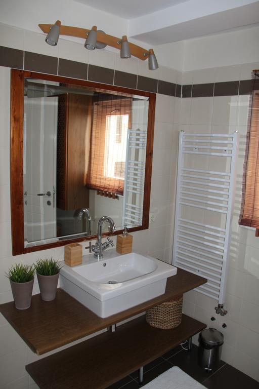 Queen Zita Apt 130 M2 Near Chain Bridge Budapest Luaran gambar